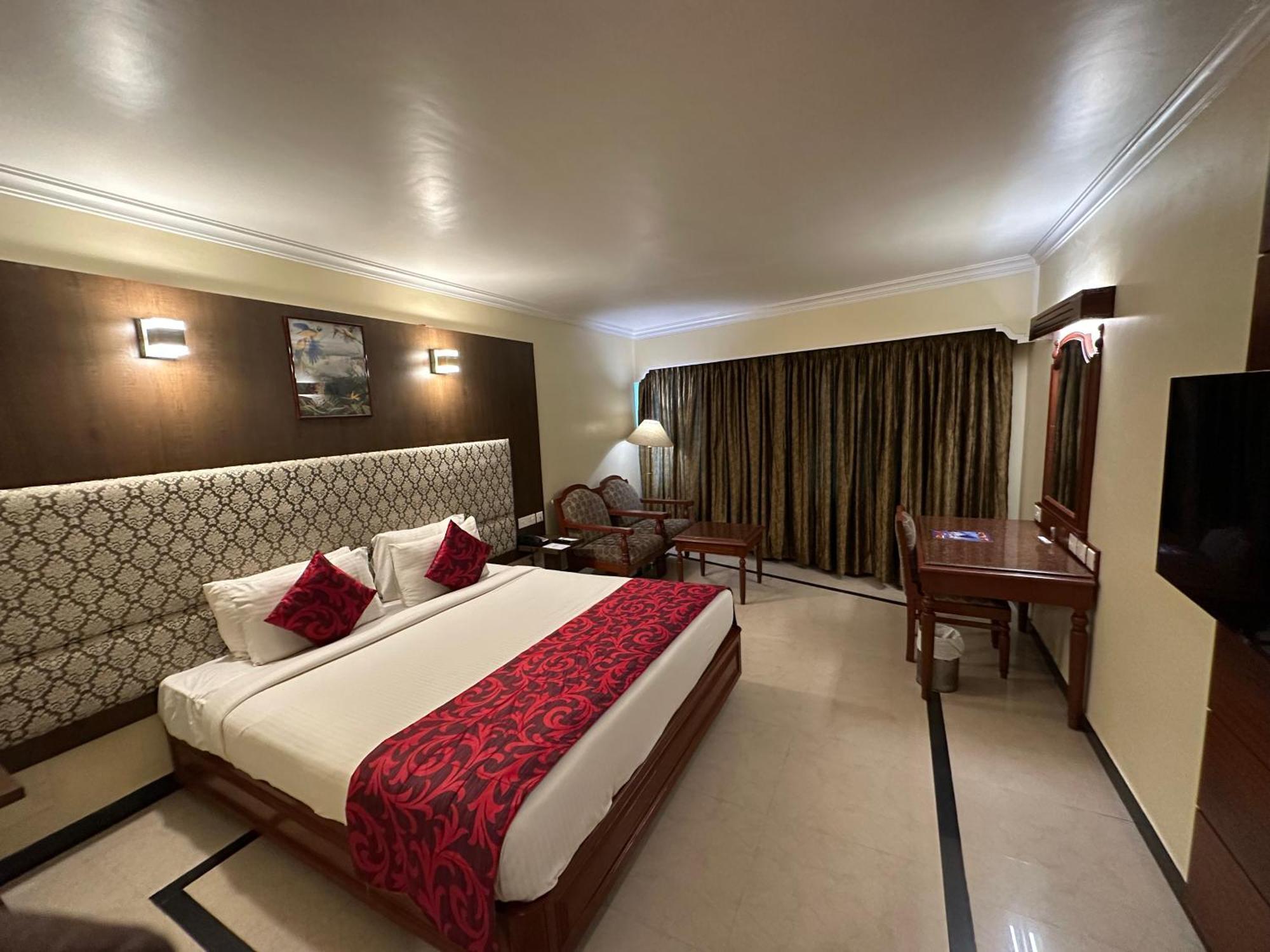 Hotel Annamalai International Pondicherry Exterior foto