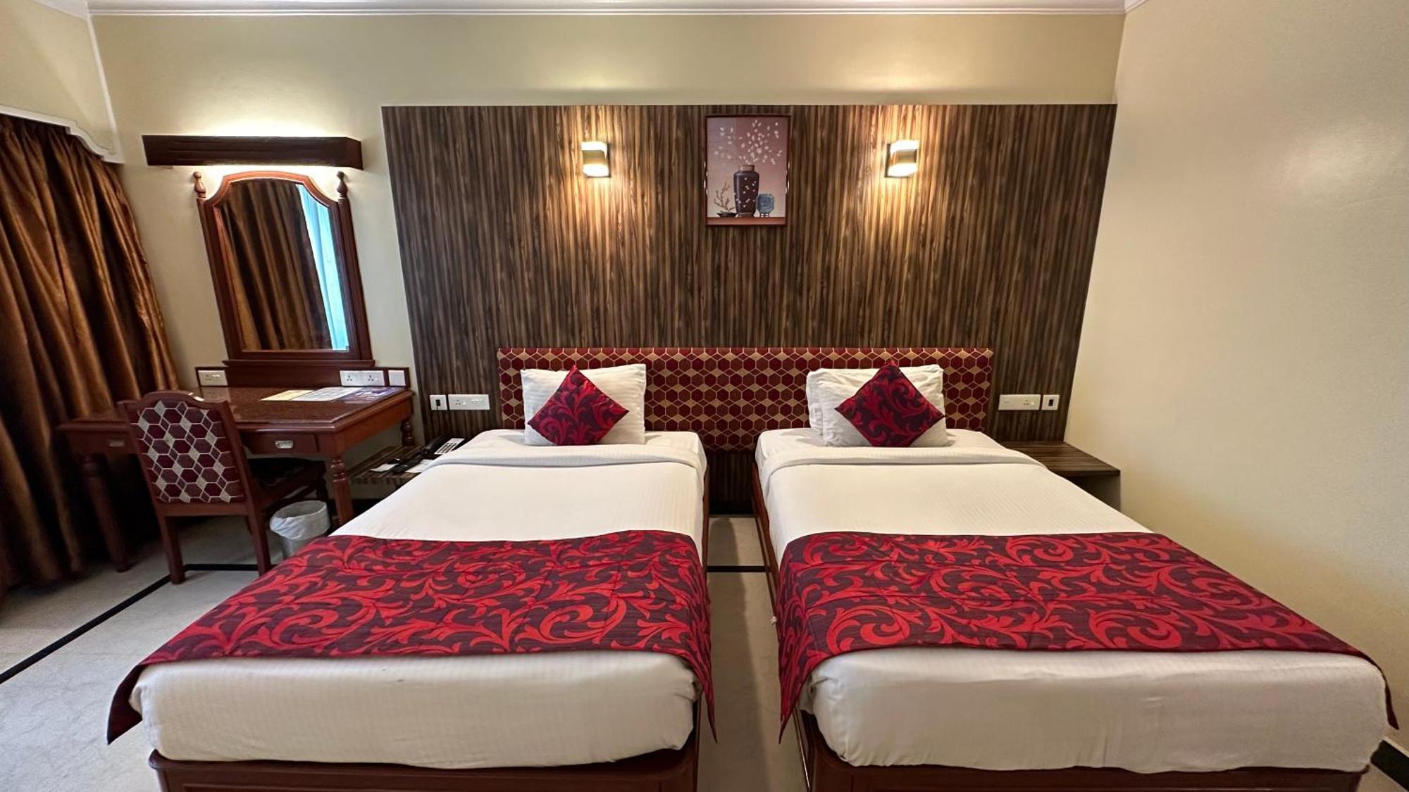 Hotel Annamalai International Pondicherry Exterior foto